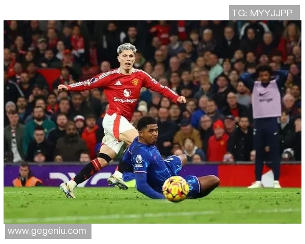 曼联主场不敌切尔西，哈格里夫斯扳回一城